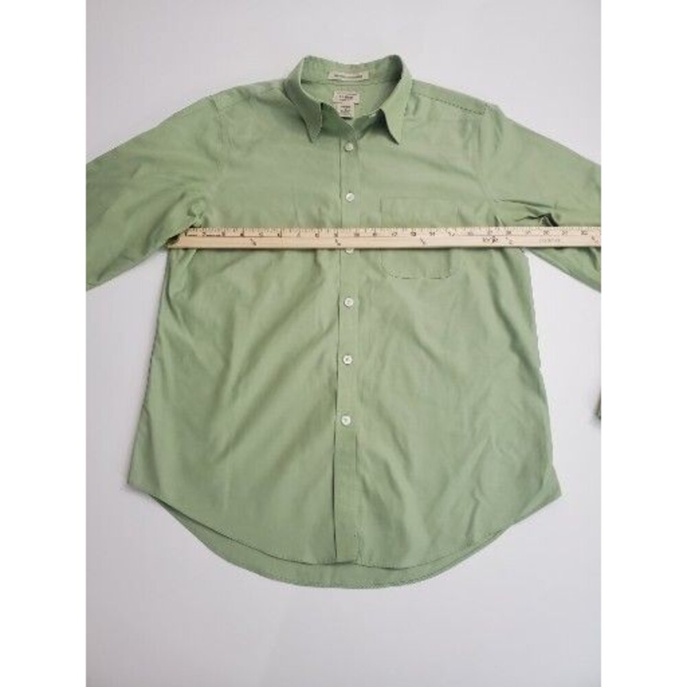 L.L. Bean Women's Wrinkle Resistant Long Sleeve Button Up Casual Shirt, S - Picture 6 of 7